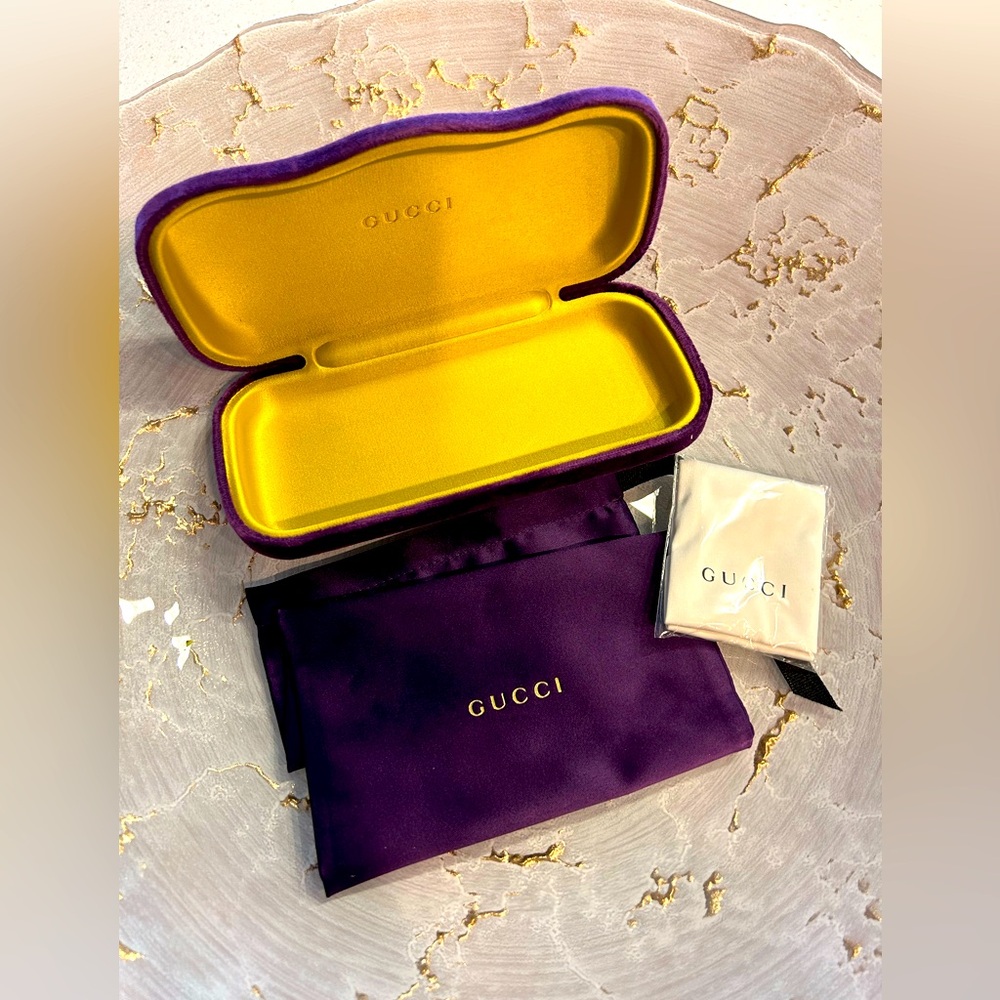 Gucci eyeglasses case